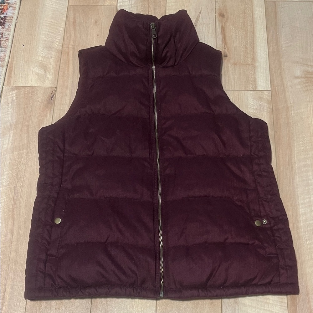 Burgundy women’s puffer vest